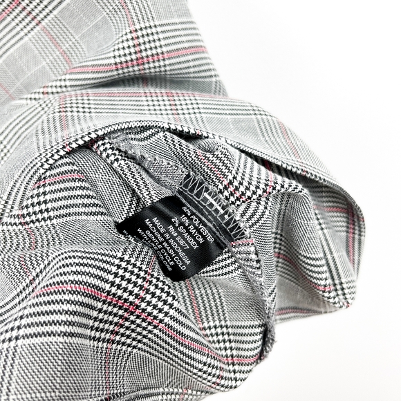 Worthington Houndstooth Plaid Black White & Pink Blouse - Picture 3 of 10
